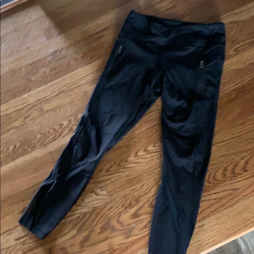 Black lululemon leggings - Picture 6 of 8